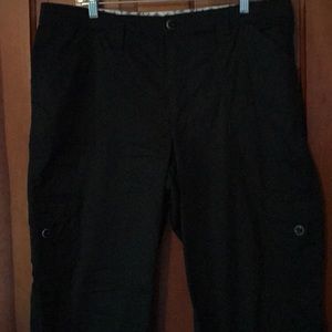 EUC. Lee Brand Cargo Capris